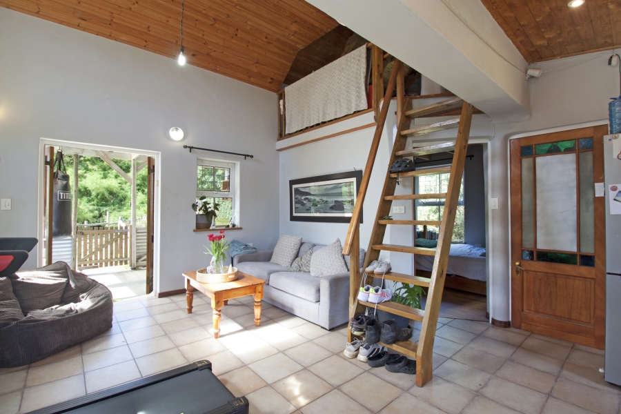 4 Bedroom Property for Sale in Meadowsteads Western Cape